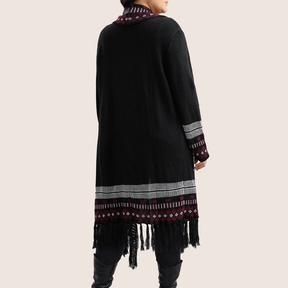 Black and Burgundy Patterned Cardigan - Picture 6 of 6